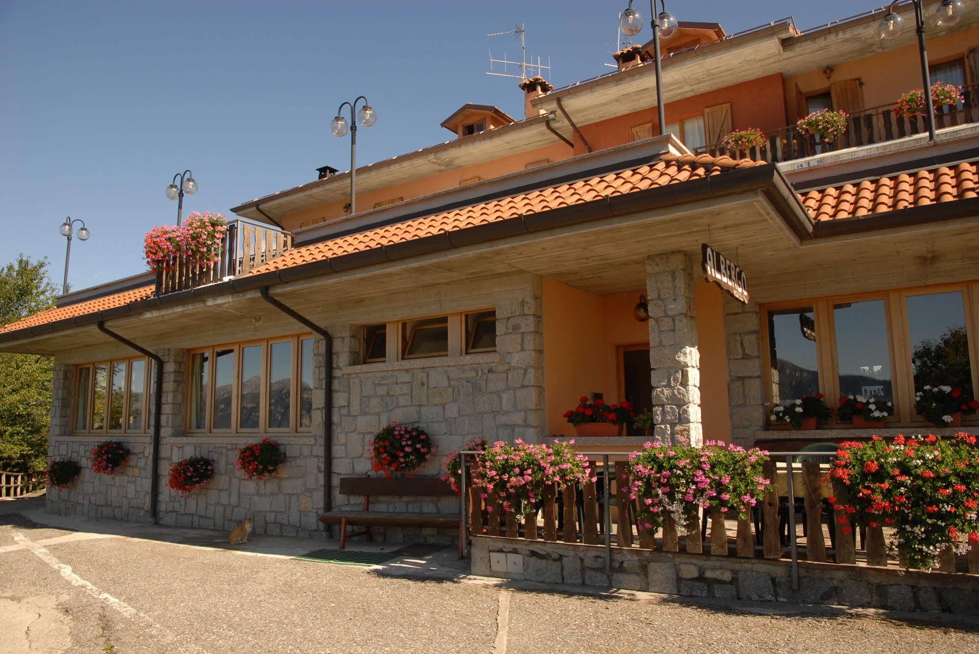 Albergo Legazzuolo Montecampione Artogne Ngoại thất bức ảnh