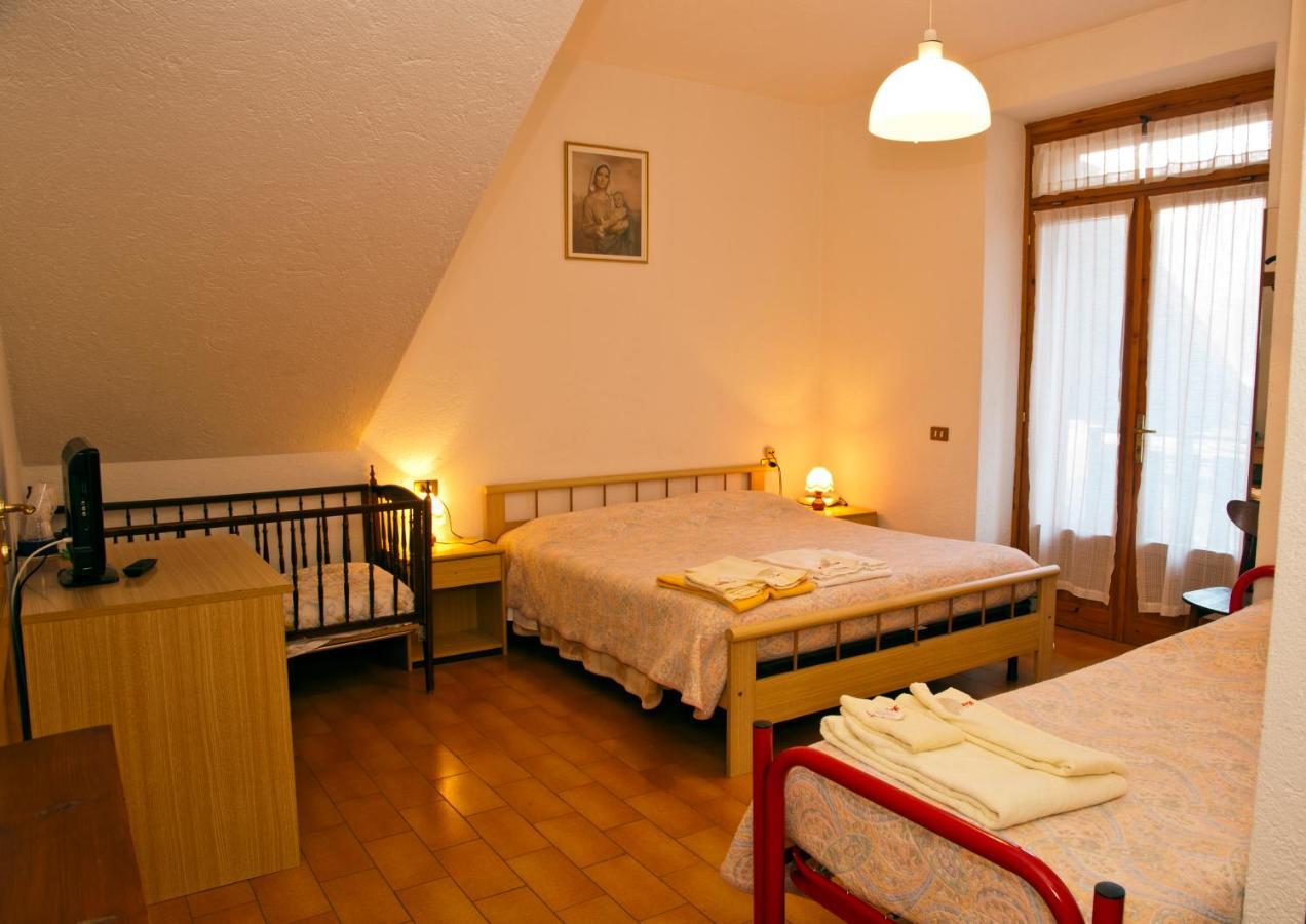 Albergo Legazzuolo Montecampione Artogne Phòng bức ảnh